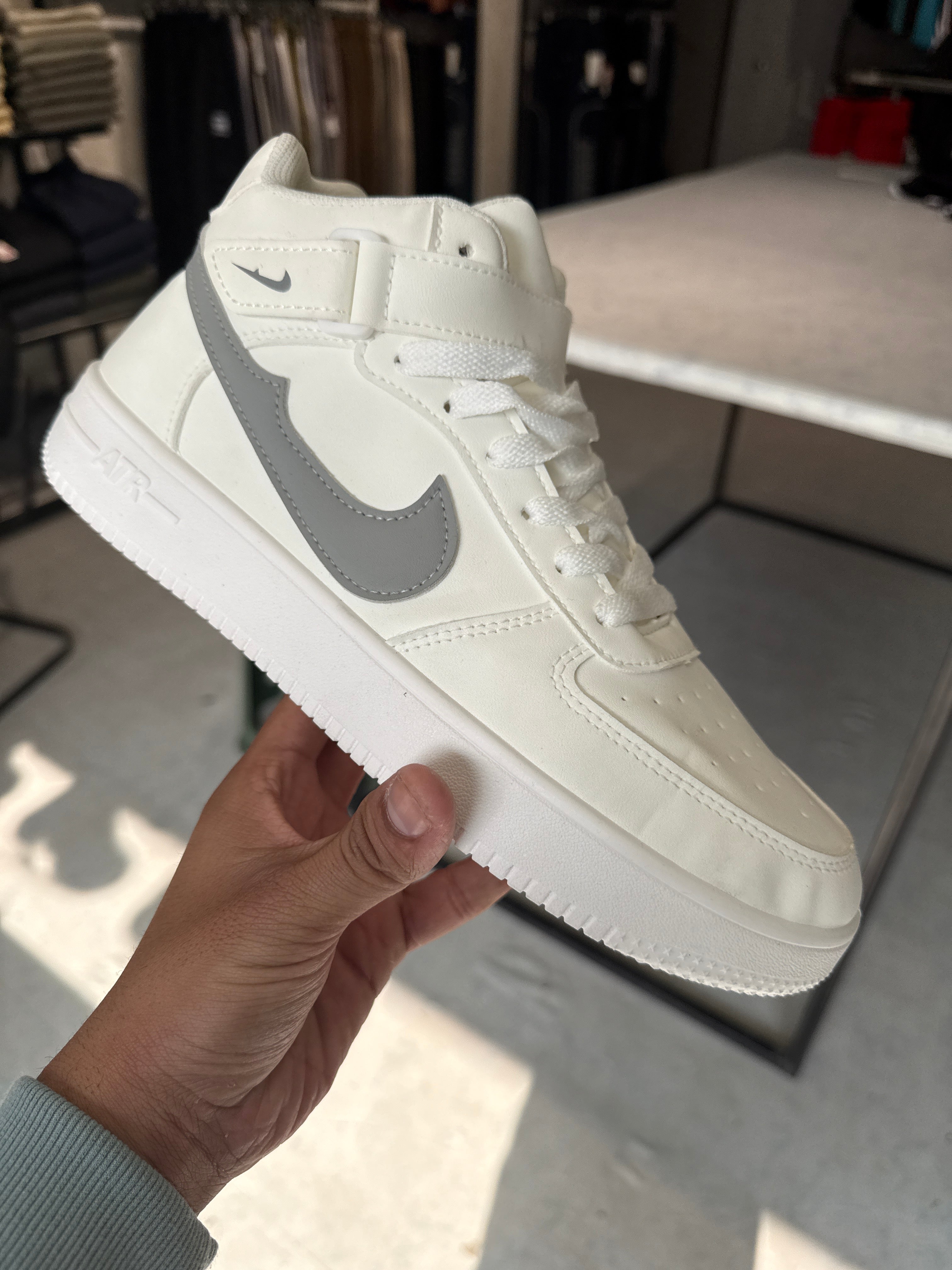 Nike High Neck shoes white